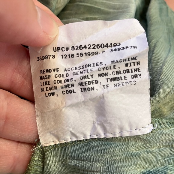 AGB Light Green Pleated Top - Picture 4 of 8